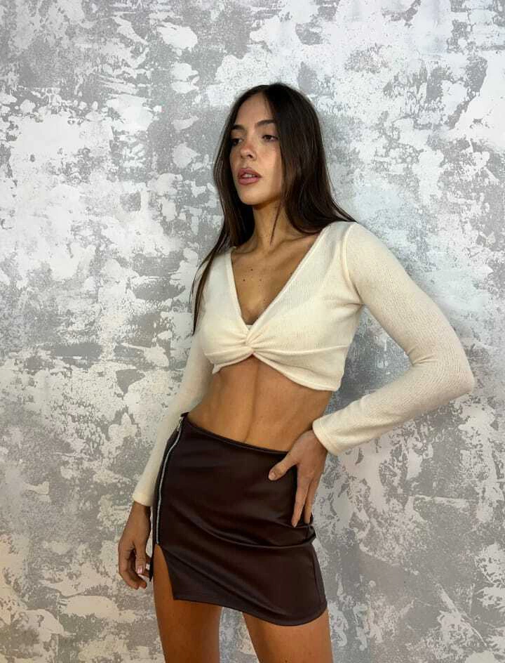 Top Nudo