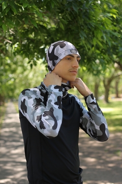 Camiseta Térmica de Hombre Camuflado Gris - Somos Patagonia