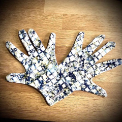 Combo cuello multiuso y guantes. Diseño Venecitas - comprar online