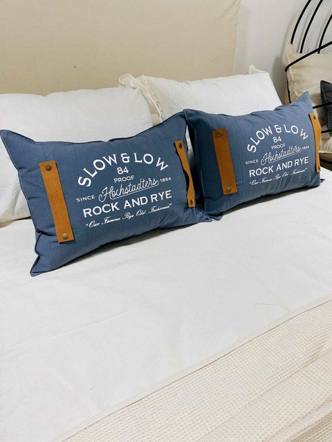 Almohadón Industrial Azul aereo 40 x 60