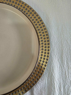 Plato de Sitio Gold & Grey DOT - Asturiana Deco