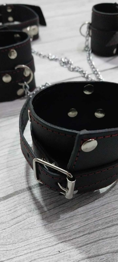 INMOVILIZADOR COLLAR CON CADENAS, ESPOSAS Y TOBILLERAS KUBIAK - comprar online