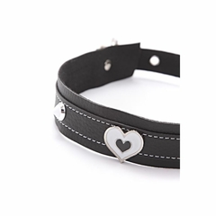 COLLAR CHOKER CORAZÓN BLANCO Y NEGRO en internet