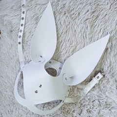 MASCARA DE CONEJO BLANCO - PET MASK en internet