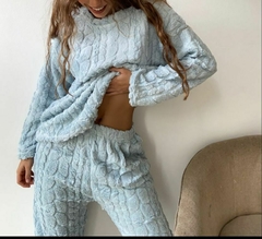 PIJAMA PELUDITO IMPORTADO - ROSA (TALLE M) - comprar online