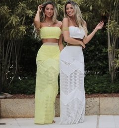 Conjunto saia e cropped