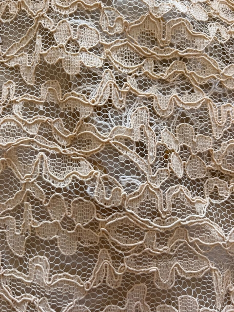 Encaje - CORTE: 0,70 mts x 0,50 mts