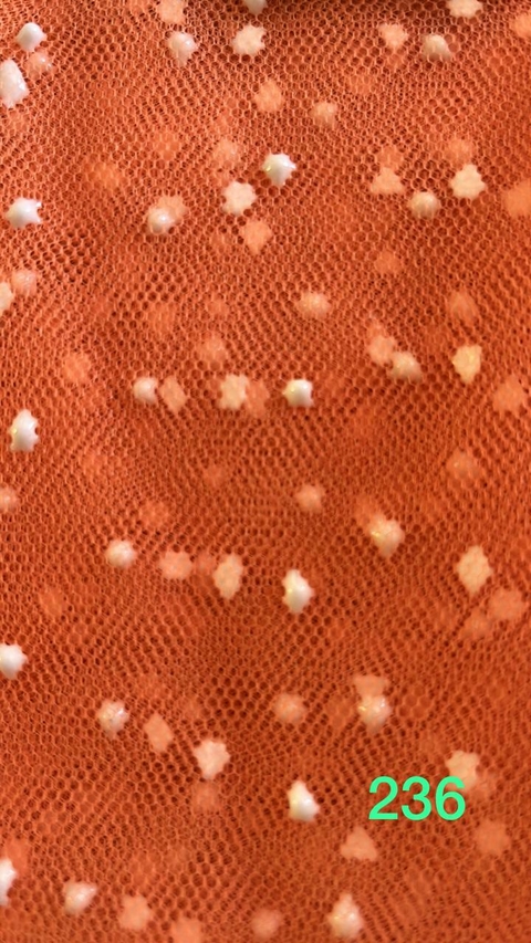 Tul motitas - CORTE: 1.40 mts x 1 mts