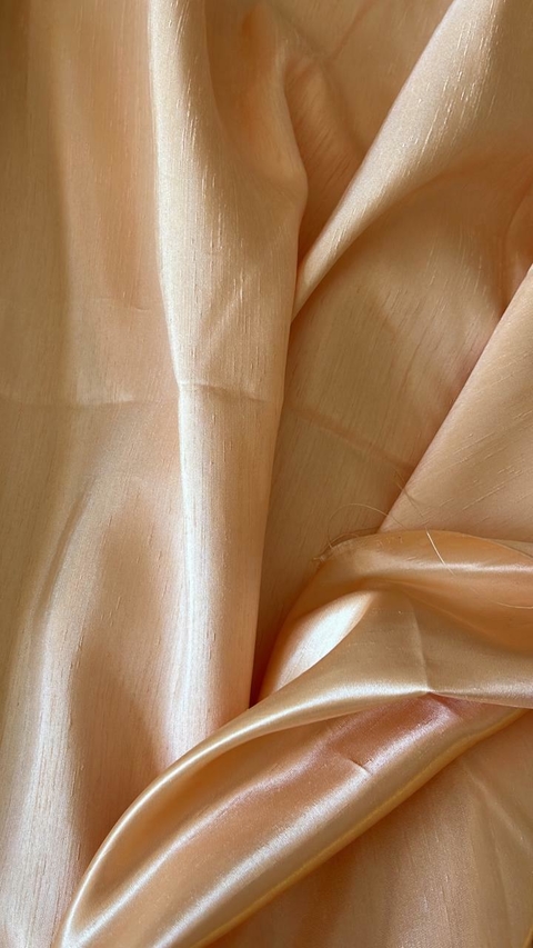 Shantung de seda - CORTE: 2 mts x 1.50 mts