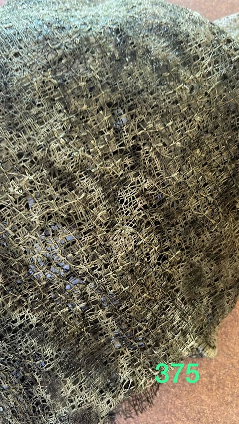 375 - Encaje bordado - CORTE: 0.50 mts x 0.60 mts