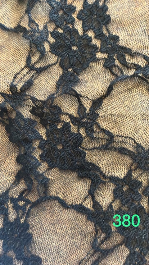 380 - Encaje - CORTE: 0.70 mts x 0.60 mts