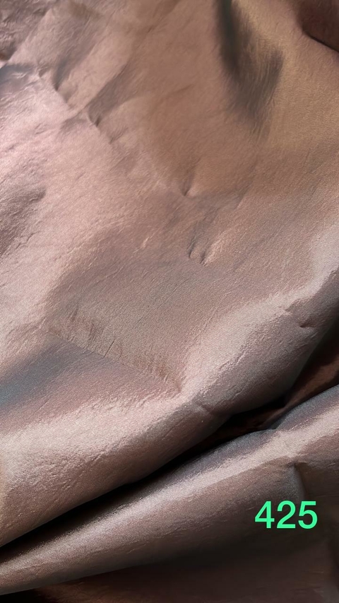 425 - Tafetan de seda natural - CORTE: 1 mts x 0.90 mts