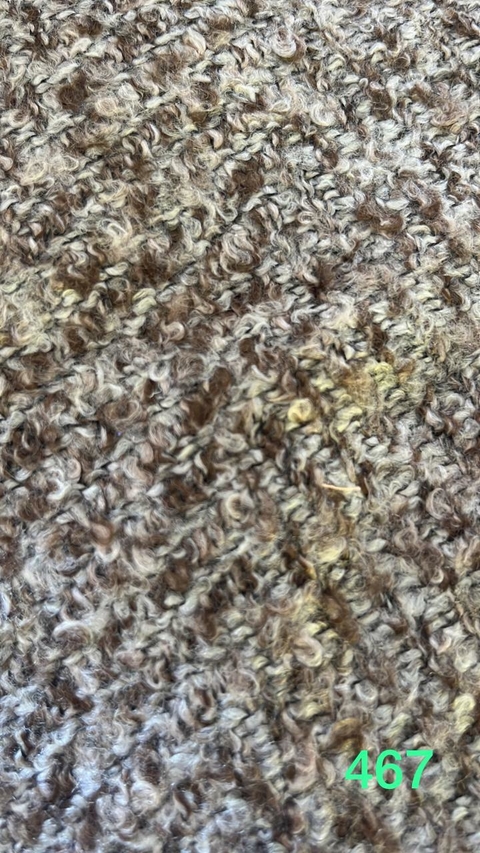 467 - Terciopelo - CORTE: 1.72 mts x 1.50 mts