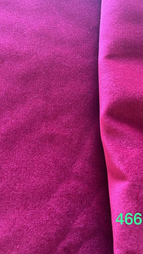 466 - Terciopelo - CORTE: 1.72 mts x 1.50 mts