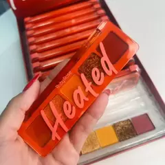 Paleta de Sombras Heated Elements - By Ruby Rose