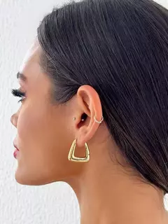 ARGOLA TRIANGULAR FOLHEADA OURO 18K - comprar online