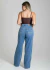 Calça jeans Sawary Wide Leg na cor azul, vista de trás, com cintura alta e pernas largas.