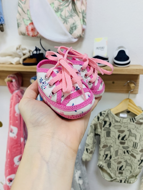 Zapatillas con cordon No caminantes Art- 234 Floreadas