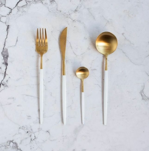 Set Cubiertos Praga x 24 Piezas