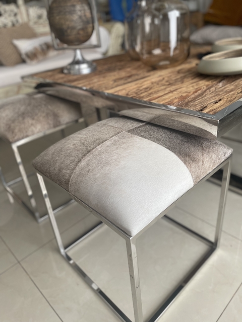Set Mesa Morocan Acero y Madera + 4 Taburetes Cuero