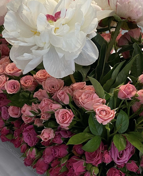 Peonias y Rosas - Centro de Mesa rectangular