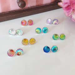 Brincos de Escama de Sereia Furta cor - comprar online