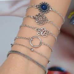 Kit com 6 Pulseiras Prateadas - comprar online