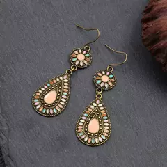Brinco Boho Chic Colorido na internet