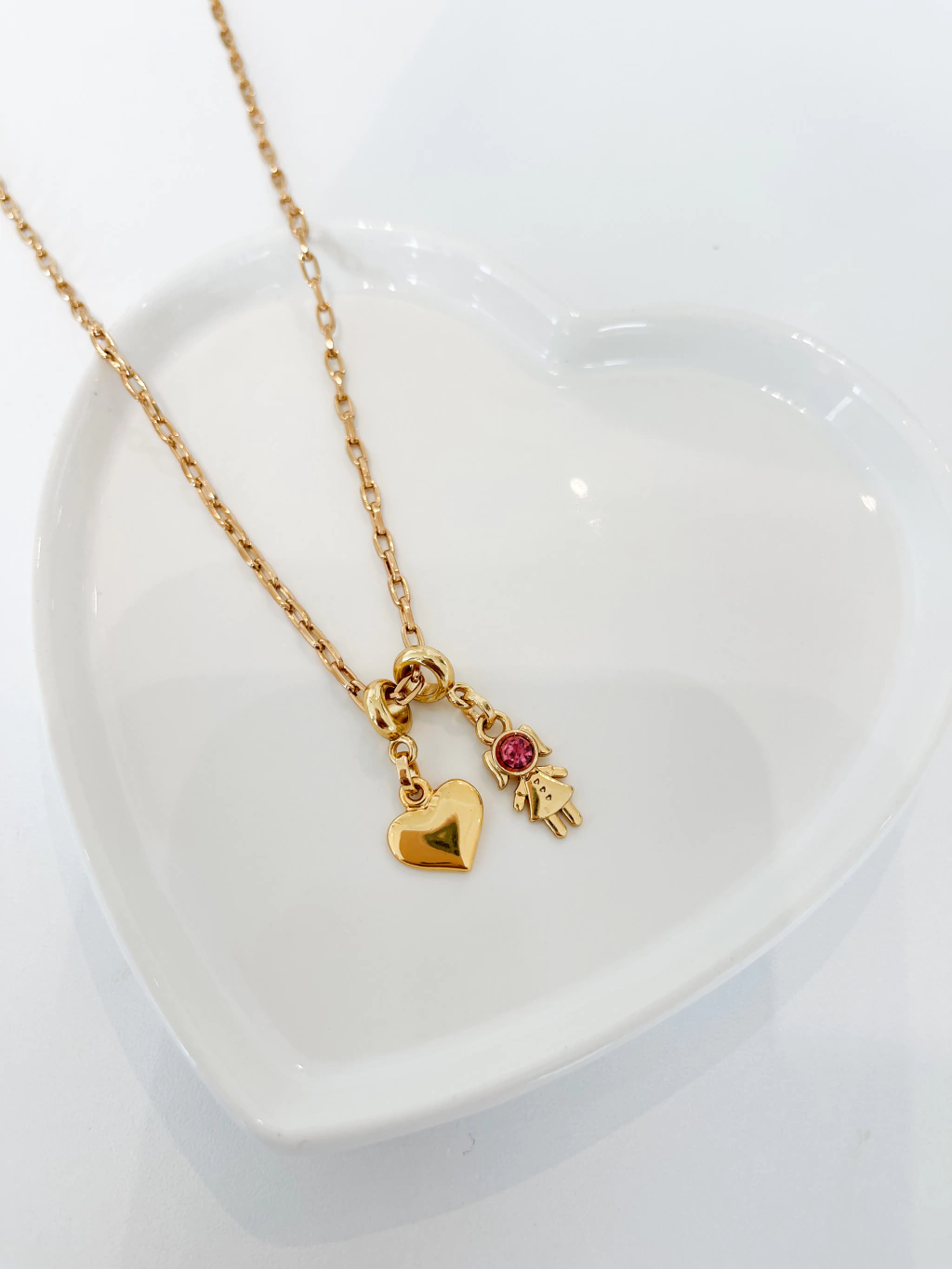 Colar Mãe de Menina com pingente coração