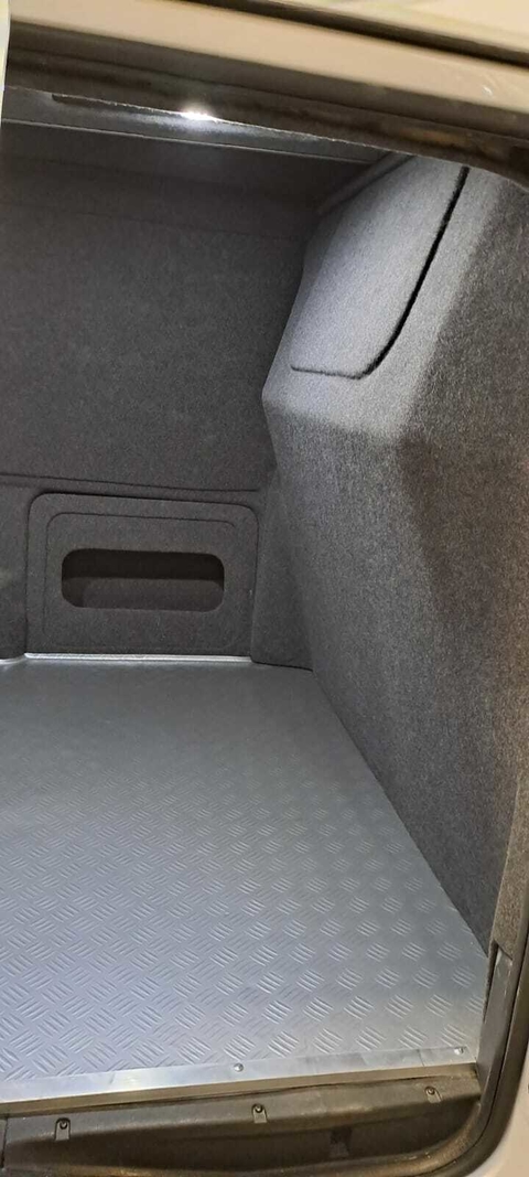 PARTNER REVESTIMIENTO ALFOMBRA Y DIV