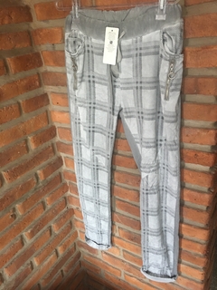 Babucha italiana de gabardina con delantero en gamuza a cuadros