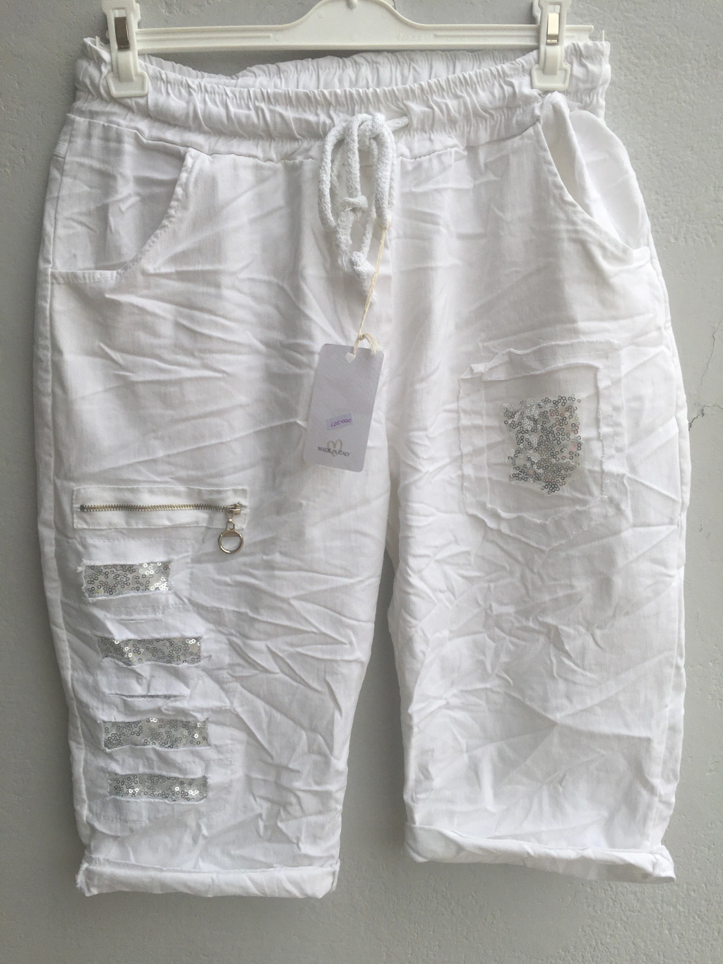 Bermudas italianas con brillos