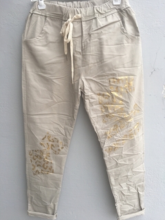 Babucha italiana con detalles print en dorado