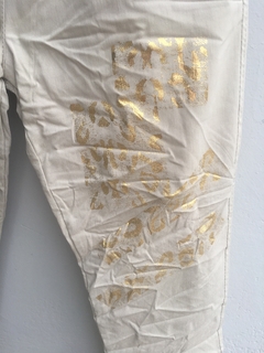 Babucha italiana con detalles print en dorado en internet
