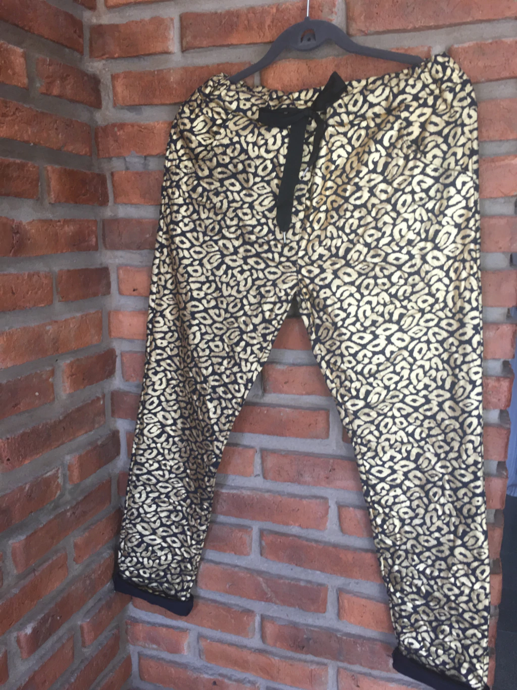 Babucha italiana animal print con foil dorado