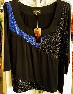 Remera de fiesta con detalles de paillettes
