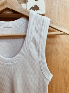 Musculosa FRIDA en internet