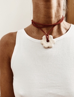Imagen de collar FLOR