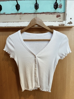 Remera NOLWEN botones