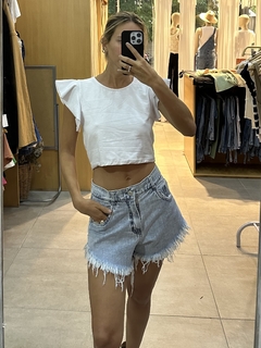 Remera LAVAS blanca