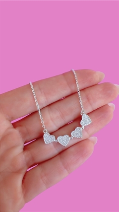 Collar clover en internet