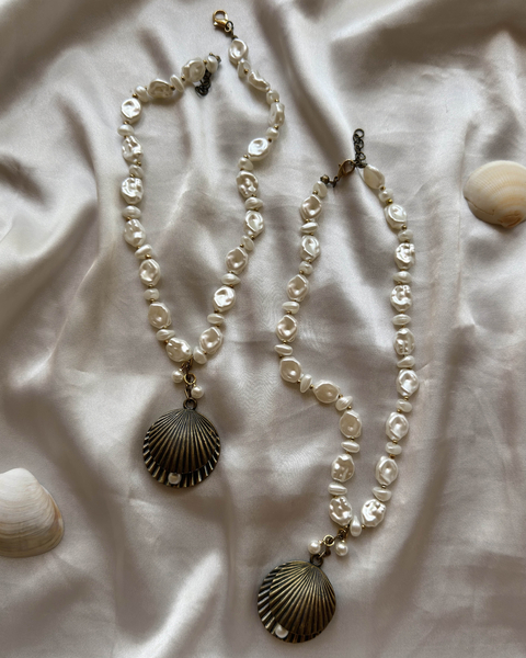 Colar A Ostra e A Pérola