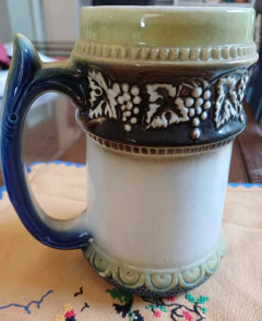 Caneca de chopp antiga (uva) - ARTPATCHMIMO MÓVEIS REPAGINADOS