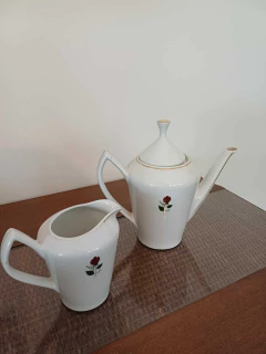 Conjunto em porcelana na internet