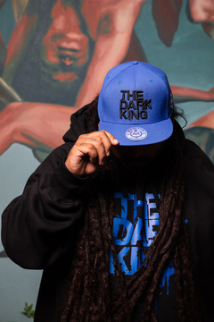 Imagen de Buzo de Friza con Capucha Oversize Hoodie Estampado Logo Chorreado Azul The Dark King Temporada 2024