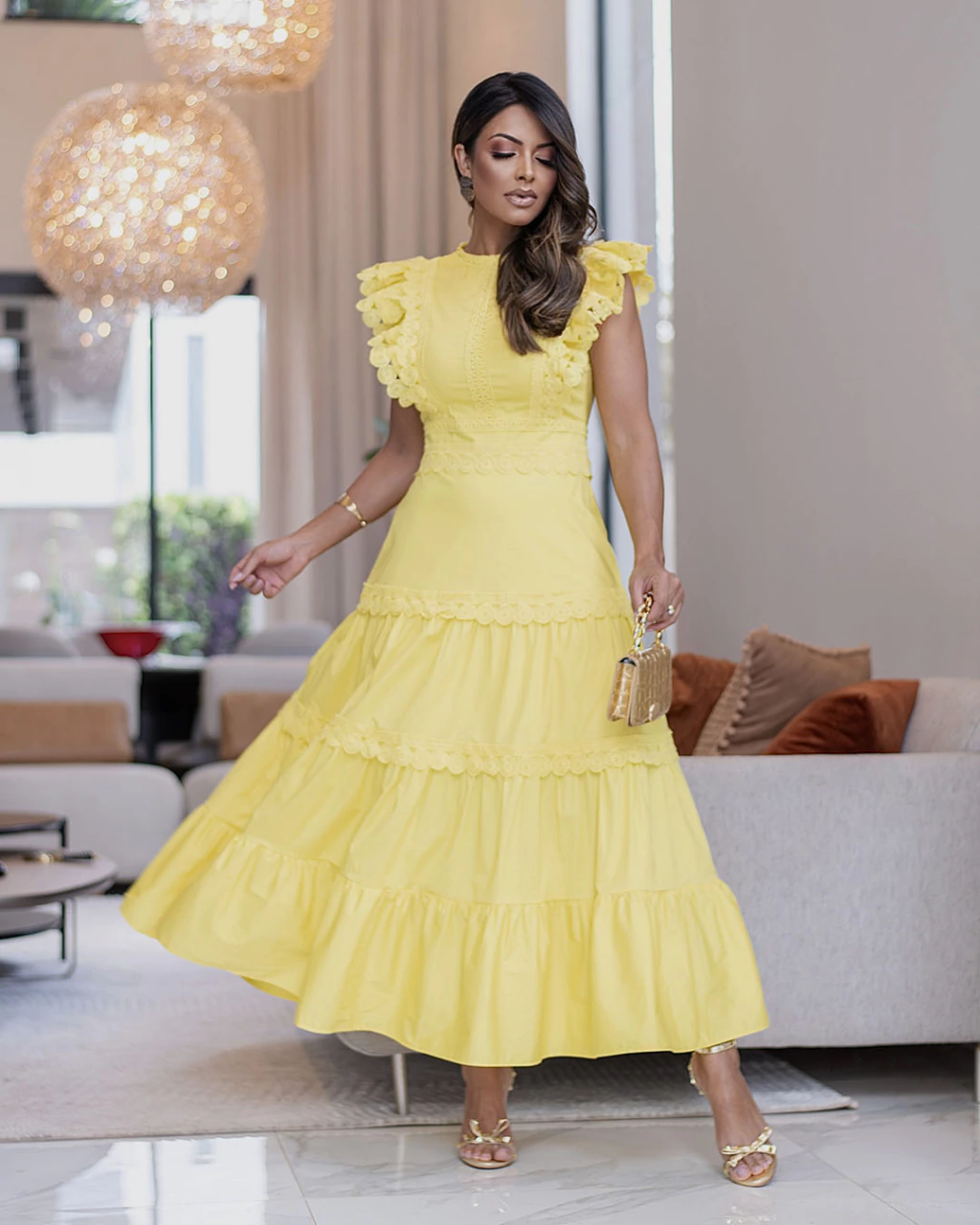 Vestido Maxi Midi com Marias Babados e Renda Amarelo