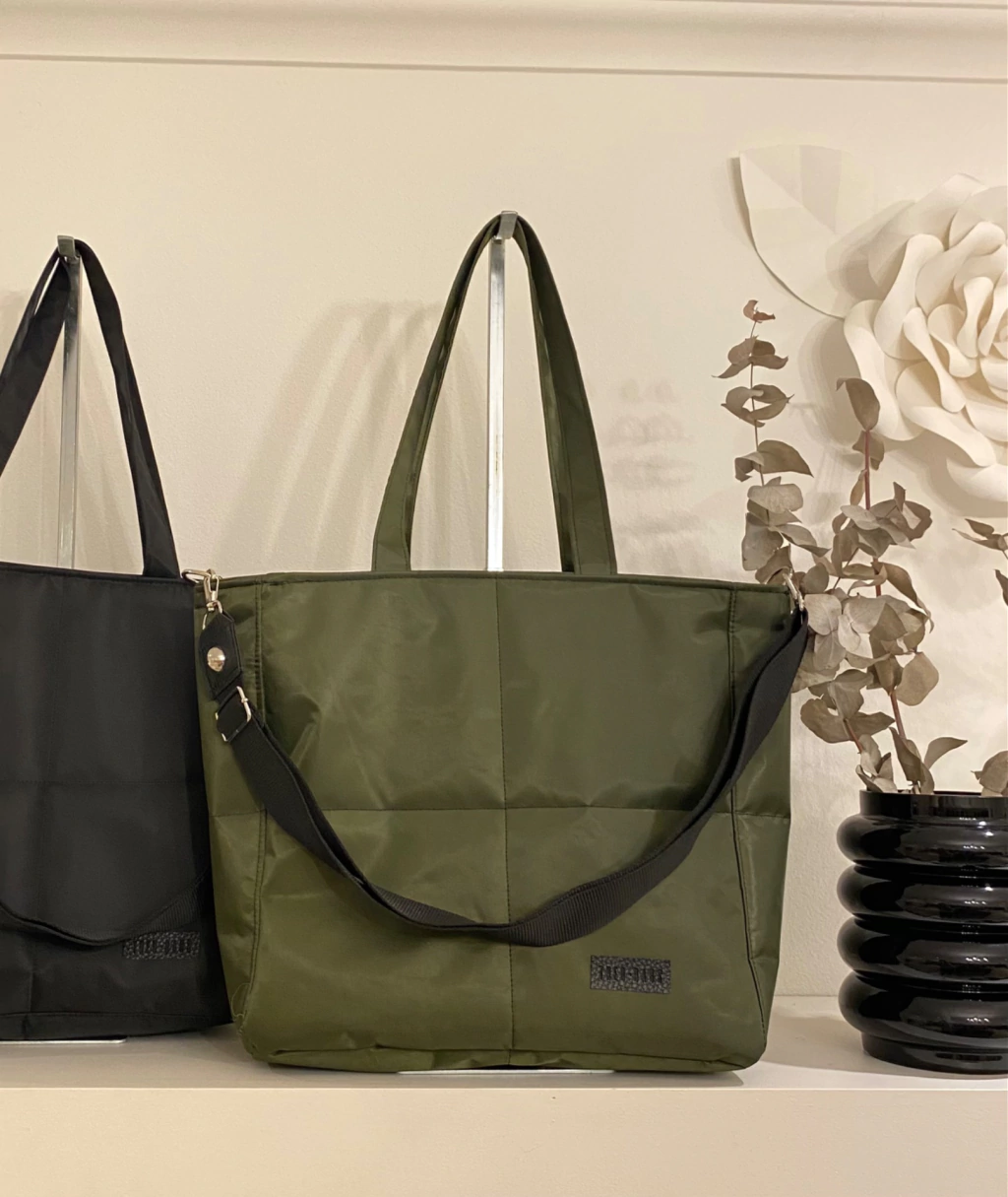 Bolso Puffer Verde Militar
