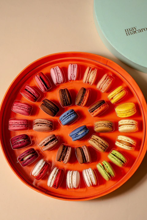 Caixa 32 mini macarons