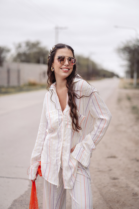 Camisa "IT" bambula con lurex blanca