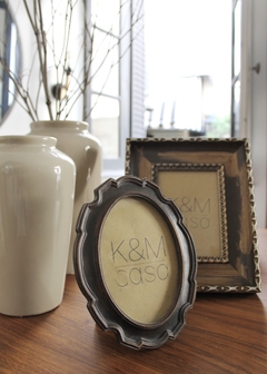 Portarretrato oval clásico marrón! - comprar online